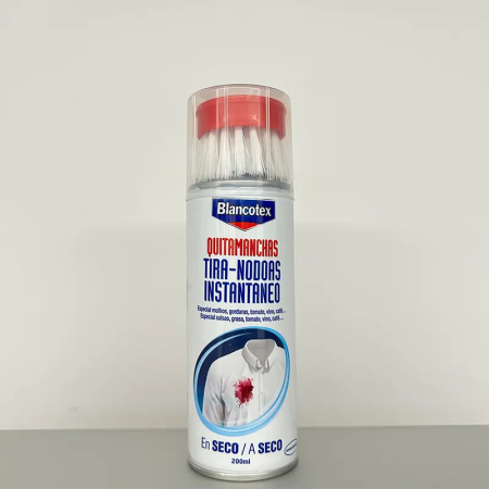 Quitamanchas en seco con cepillo para manchas difíciles