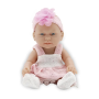 Muñeca bebé con diferentes conjuntos de ropa